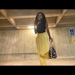 Meet your Posher, Amari